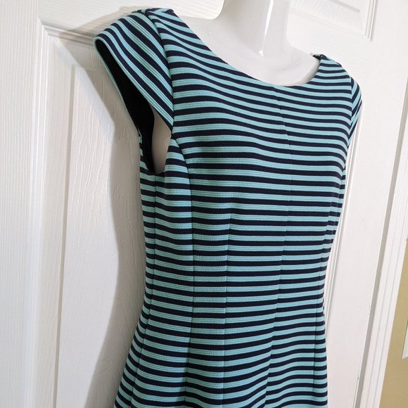 Lilly Pulitzer Navy & Turquoise Blue Striped Cap Sleeve Midi Dress - size S - Picture 4 of 9